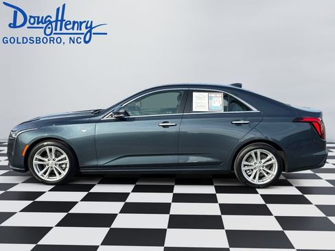 Used 2025 Cadillac CT4 Luxury image 2