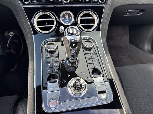 Used 2022 Bentley Continental GT Speed image 17