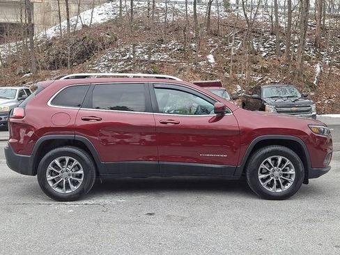 Used 2021 Jeep Cherokee Latitude Plus w/ Sun & Sound Group image 8