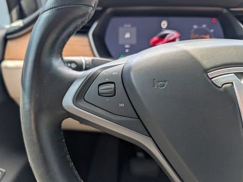 Used 2021 Tesla Model X Long Range AWD/4WD image 21