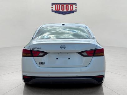 New 2026 Nissan Altima 2.5 SV