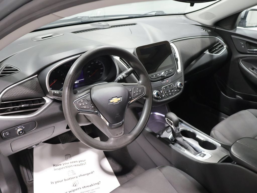 Used 2024 Chevrolet Malibu LT FWD image 14