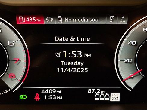 Certified 2025 Audi Q8 Premium w/ Convenience Package image 11