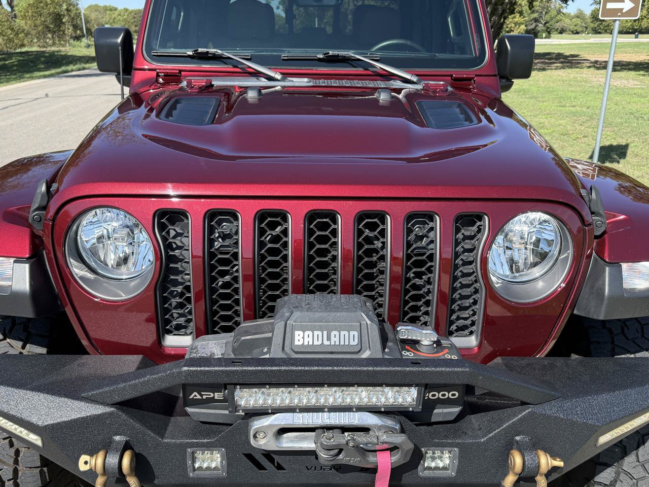 Used 2022 Jeep Gladiator Rubicon w/ Cold Weather Group AWD/4WD image 56