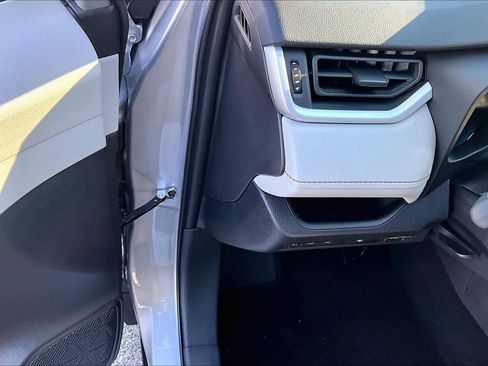 New 2025 Toyota RAV4 XLE image 20