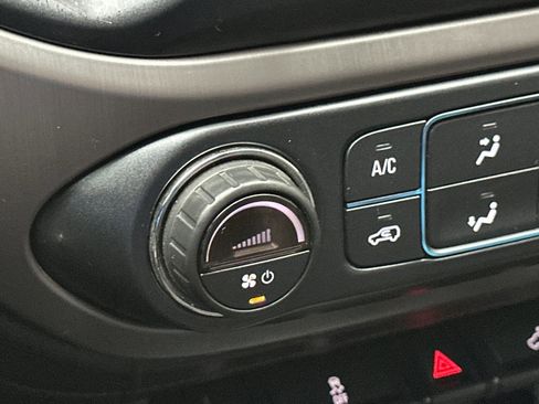 Used 2018 GMC Canyon All Terrain image 27