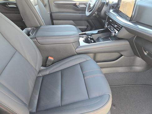 New 2026 Chevrolet Suburban RST w/ Comfort Package image 11