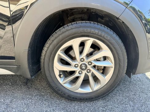 Used 2017 Hyundai Tucson Eco w/ Cargo Package AWD/4WD image 29