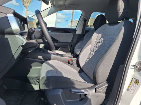Used 2026 Volkswagen Tiguan S FWD image 23