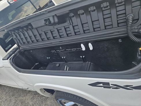 Used 2022 RAM 1500 Limited AWD/4WD image 10