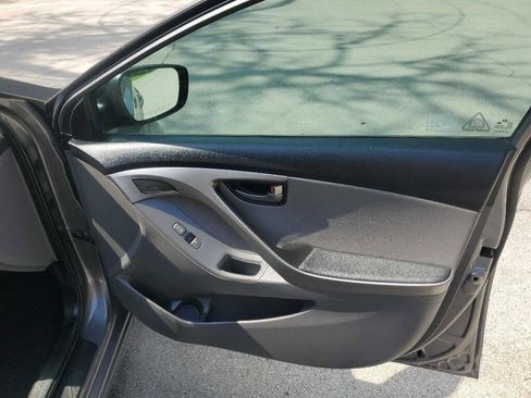 Used 2013 Hyundai Elantra Limited FWD image 40