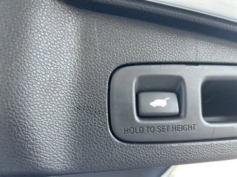 Used 2022 Honda CR-V Touring image 37