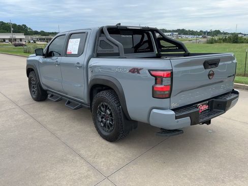 Used 2023 Nissan Frontier PRO-4X w/ Pro-4X Premium Package AWD/4WD image 7
