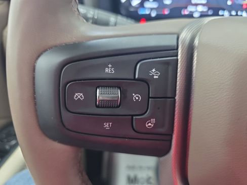 Used 2023 GMC Yukon Denali image 41