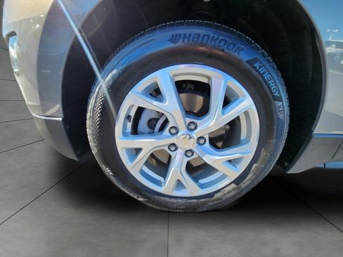 Used 2019 Chevrolet Equinox LT image 41
