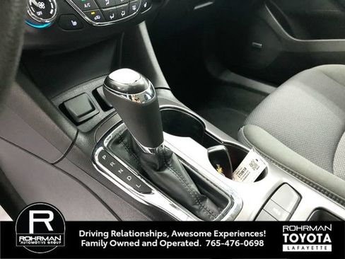 Used 2017 Chevrolet Cruze LT w/ Sun And Sound Package FWD image 26