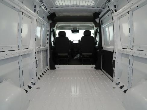 New 2024 RAM ProMaster 2500 w/ Quick Order Package 22H SLT+ image 20