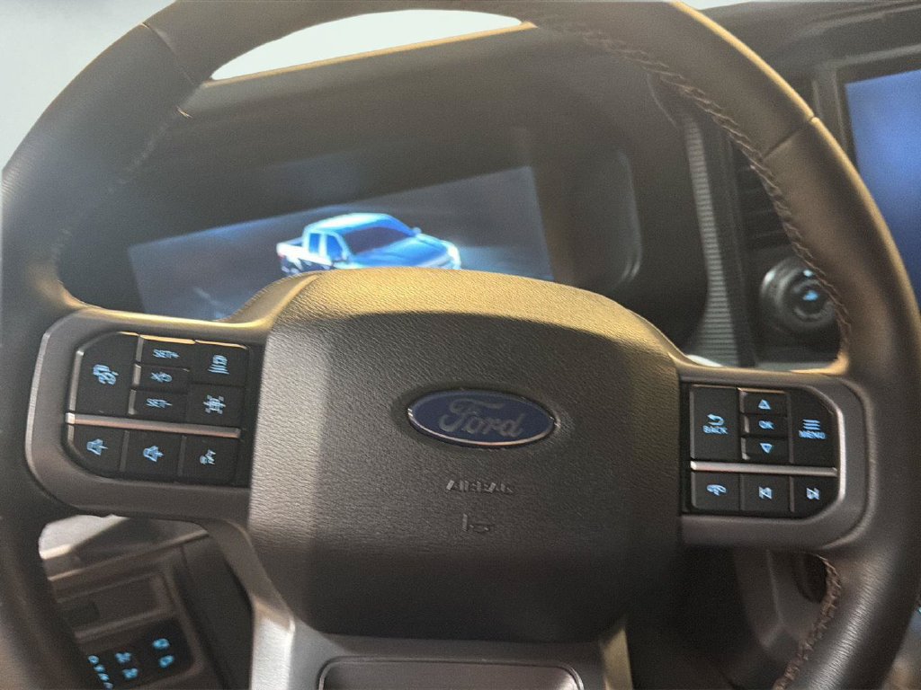 Used 2025 Ford F150 Lariat w/ Equipment Group 502A High AWD/4WD image 18