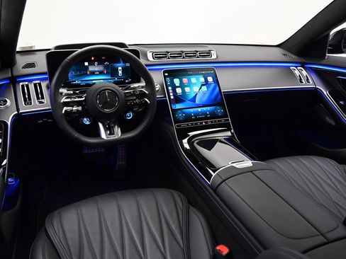 Used 2025 Mercedes-Benz S 63 AMG S w/ AMG Night Package image 7