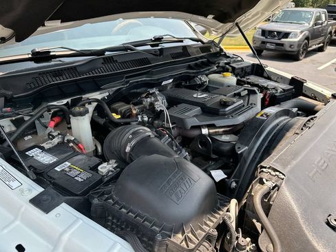 Used 2017 RAM 2500 Longhorn w/ Convenience Group RWD image 25