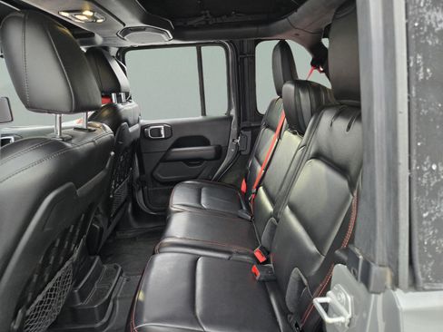 Used 2020 Jeep Wrangler Unlimited Rubicon w/ Quick Order Package 28Y Recon AWD/4WD image 19