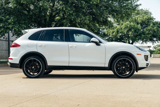Used 2016 Porsche Cayenne S AWD/4WD image 10