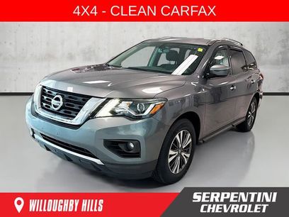 Used 2017 Nissan Pathfinder SV