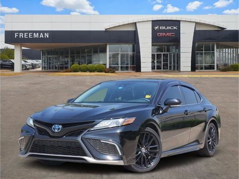 Used 2024 Toyota Camry XSE w/ Cold Weather Package FWD image 1