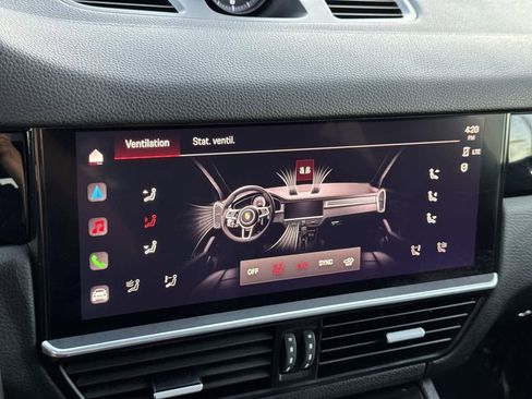 Used 2023 Porsche Cayenne image 37