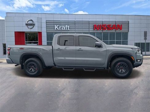 New 2025 Nissan Frontier PRO-4X image 2