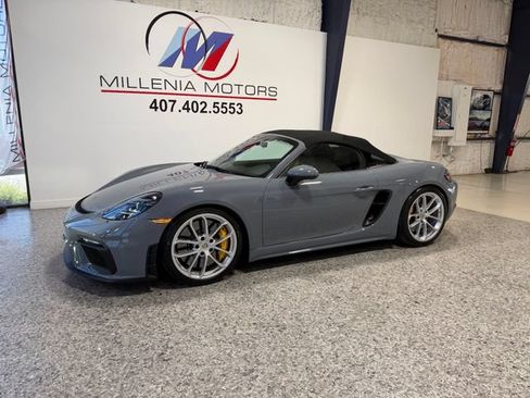 Used 2023 Porsche 718 Boxster Spyder RWD image 33
