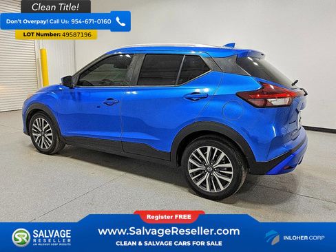 Used 2021 Nissan Kicks SV FWD image 3