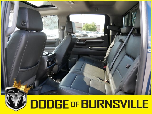 Used 2022 GMC Sierra 1500 SLT w/ SLT Premium Plus Package AWD/4WD image 17
