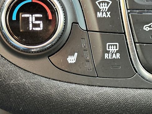 Used 2023 Chevrolet Malibu LT image 29