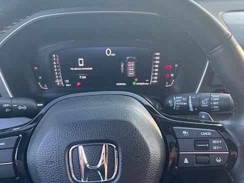 Used 2025 Honda Pilot Elite image 22