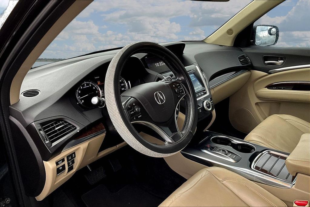 Used 2019 Acura MDX FWD image 17