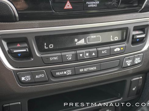 Used 2024 Honda Passport TrailSport image 40