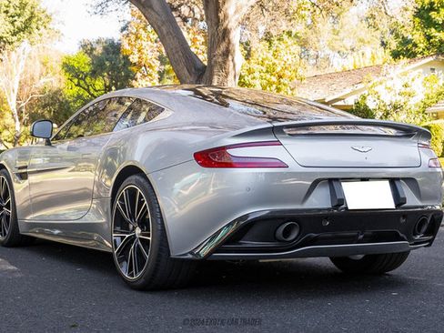 Used 2014 Aston Martin Vanquish Coupe RWD image 6