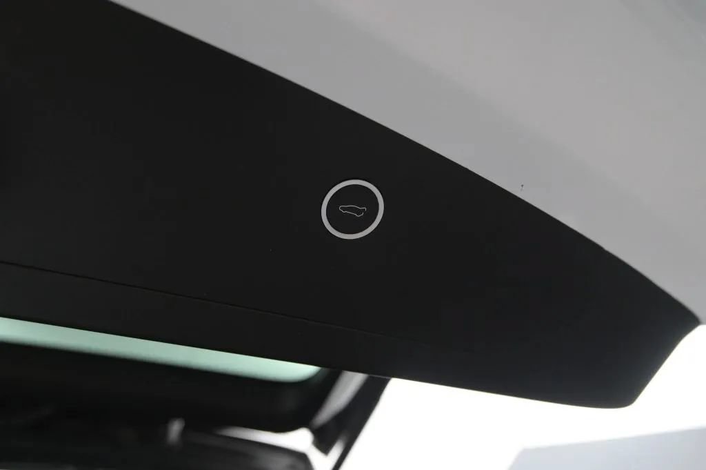 Used 2020 Tesla Model X Long Range AWD/4WD image 43