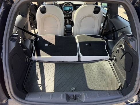 Used 2022 MINI Cooper SE image 6
