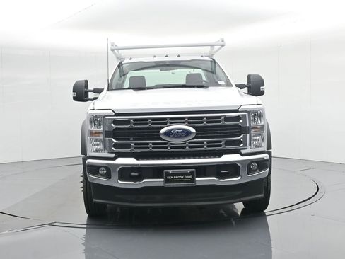 New 2025 Ford F550 2WD Regular Cab Super Duty image 60