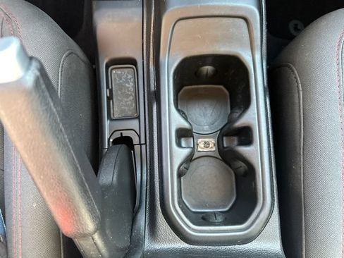 Used 2019 Jeep Wrangler Rubicon AWD/4WD image 27
