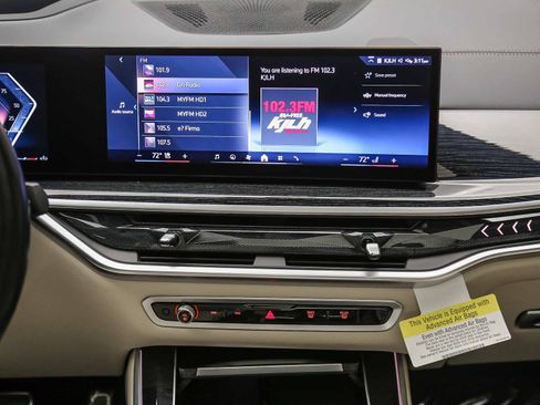 Used 2024 BMW X5 sDrive40i w/ M Sport Package RWD image 14
