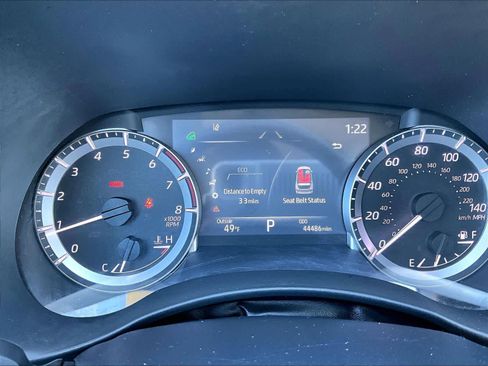 Used 2023 Toyota Highlander XLE image 26