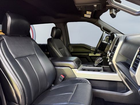 Used 2018 Ford F150 Lariat w/ Equipment Group 502A Luxury image 26