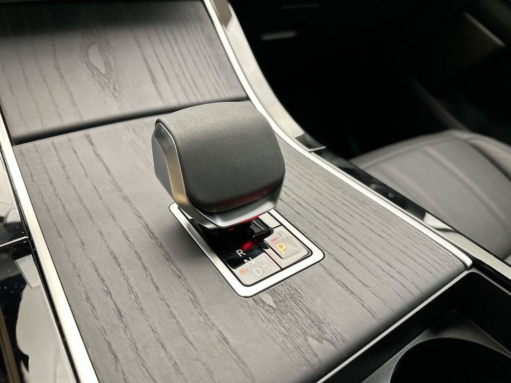 Certified 2026 Land Rover Range Rover Evoque S AWD/4WD image 12