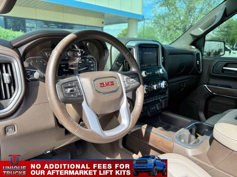 Used 2019 GMC Sierra 1500 SLT w/ SLT Premium Package image 16