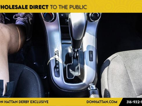 Used 2016 Chevrolet Cruze LT FWD image 9