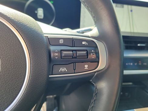 Used 2024 Kia Sportage SX Prestige image 24