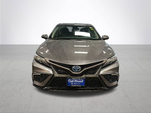 Certified 2024 Toyota Camry SE image 3